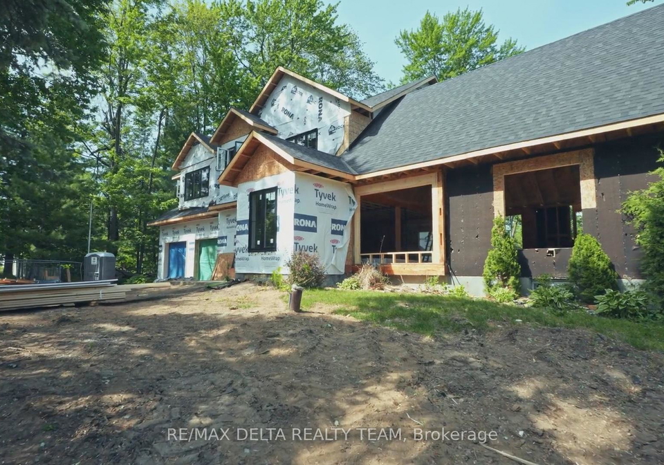 8-pineglen-crescent-ottawa-ontario-x13444054
