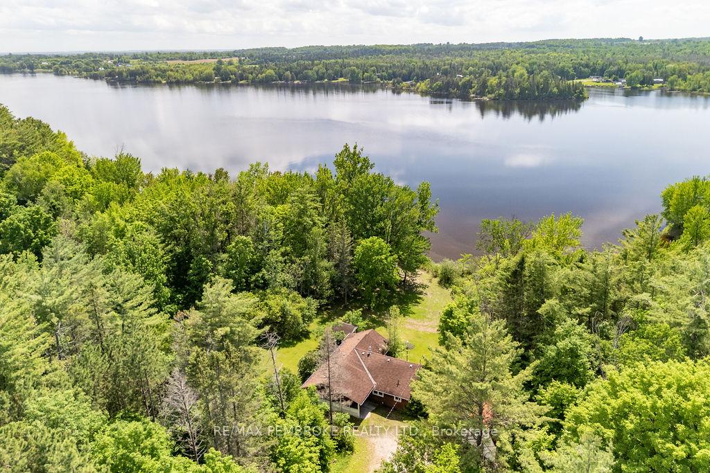 126-hilltop-drive-whitewater-region-ontario-x13444168