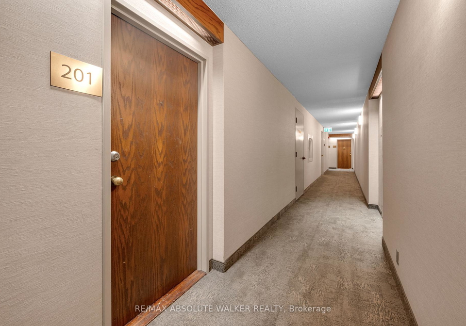 470-laurier-avenue-w-ottawa-ontario-x13444362