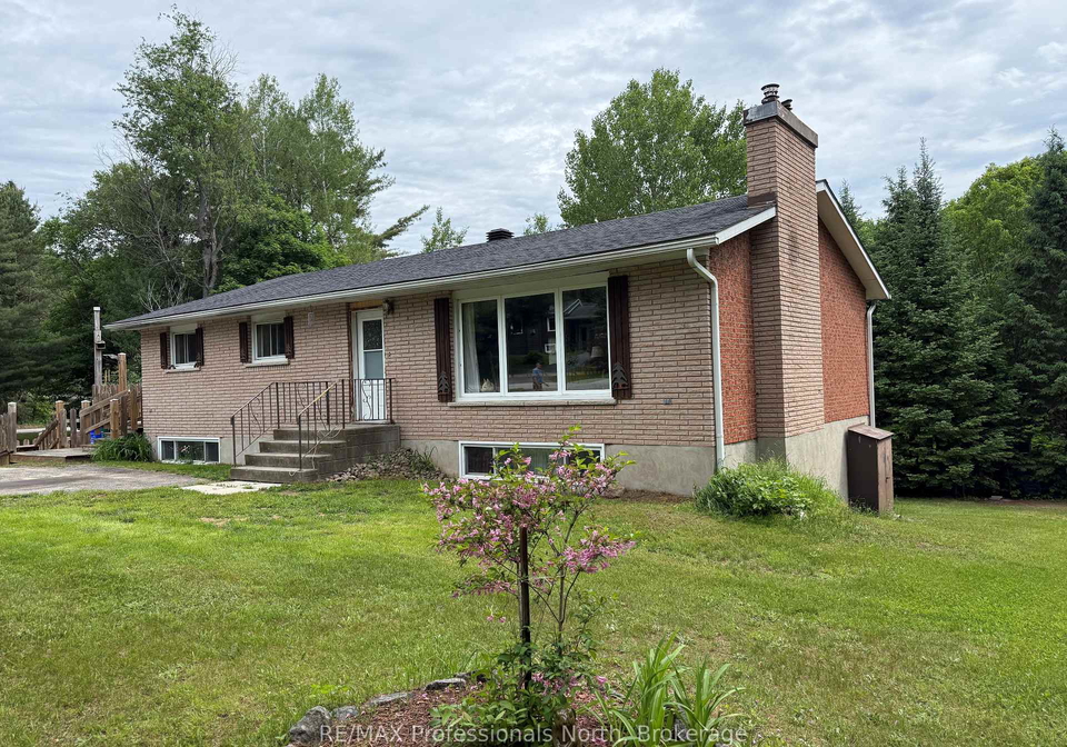 37-s-spruce-drive-s-huntsville-ontario-x13444428