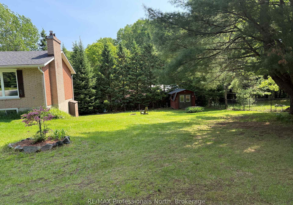 37-s-spruce-drive-s-huntsville-ontario-x13444428