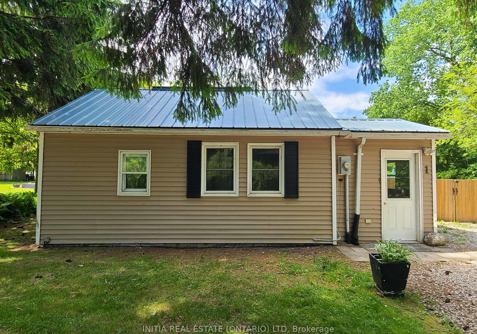 1-dundas-street-newbury-ontario-x13444580