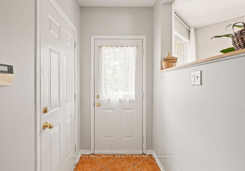 113-carwood-circle-ottawa-ontario-x13444618