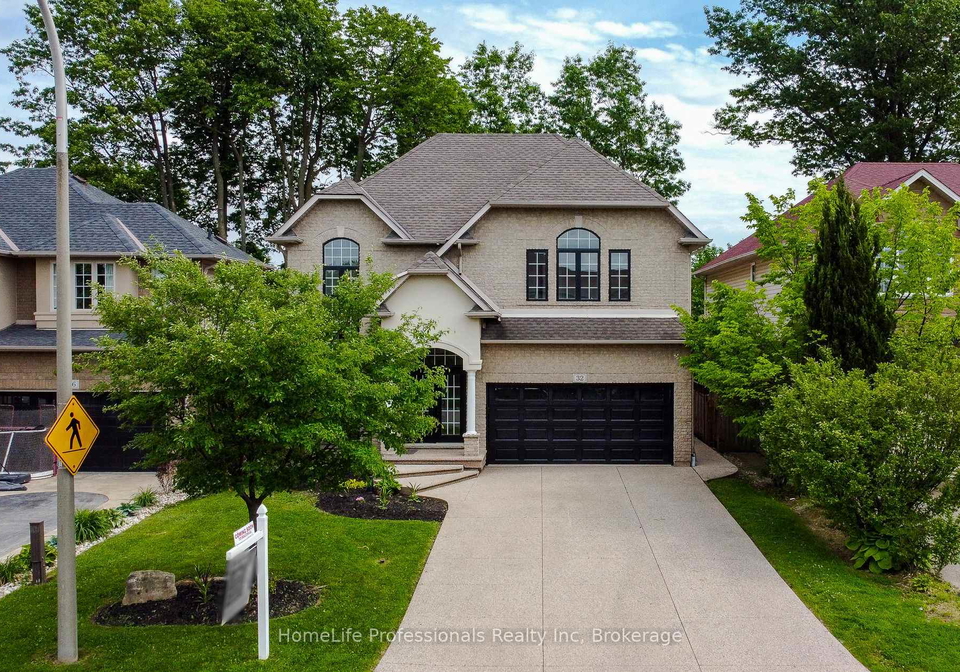 32-shrewsbury-street-hamilton-ontario-x13444698