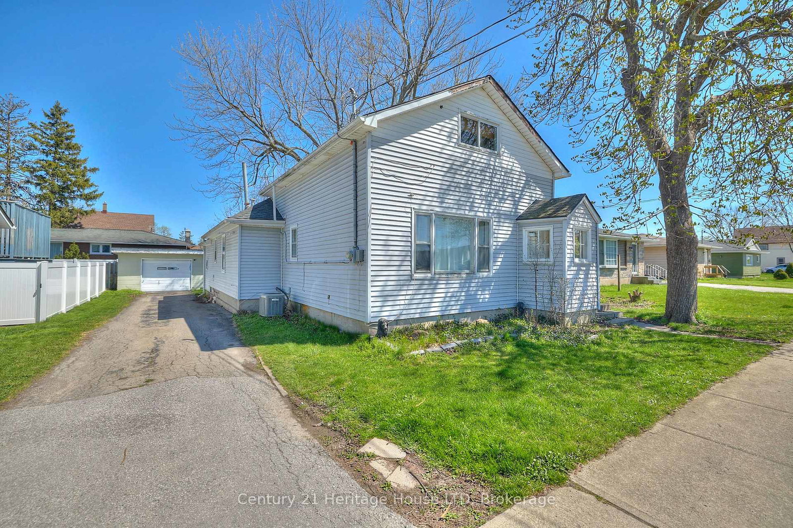 47-concession-road-fort-erie-ontario-x13444828