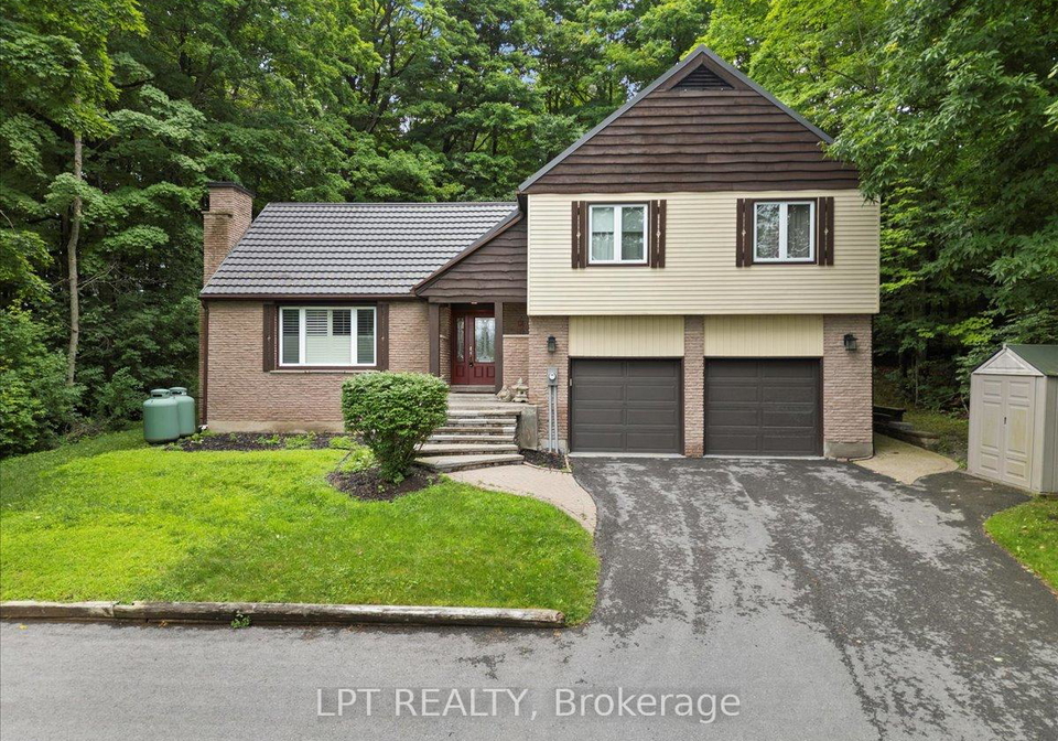 1432-wallbridge-loyalist-road-quinte-west-ontario-x13444842