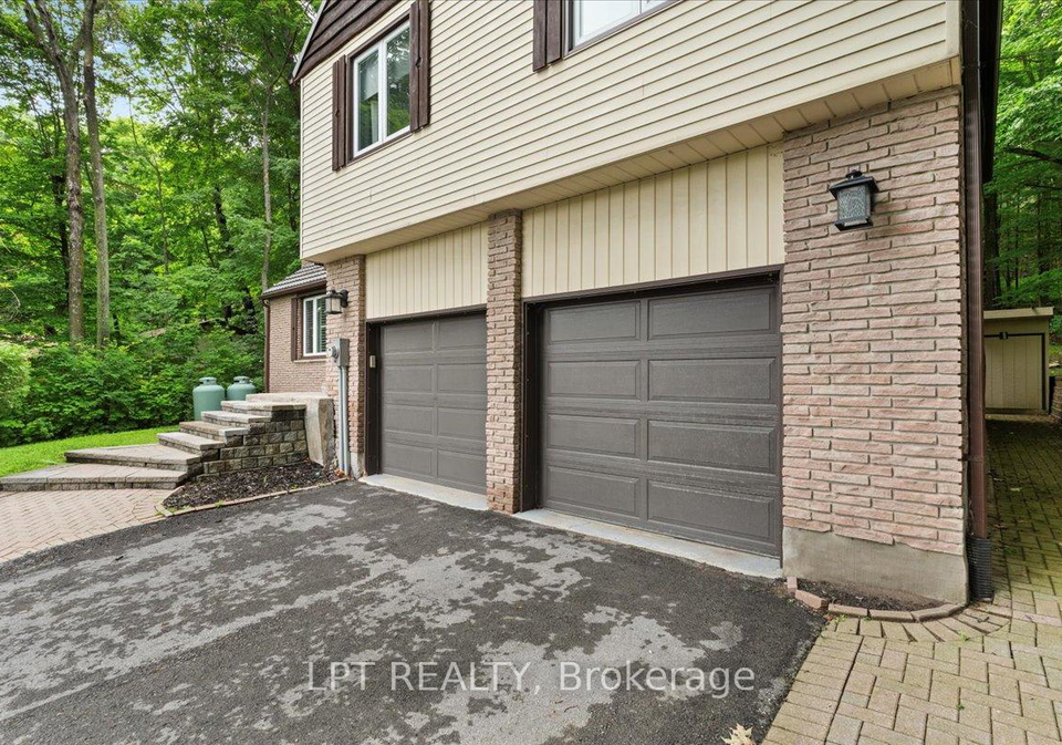 1432-wallbridge-loyalist-road-quinte-west-ontario-x13444842