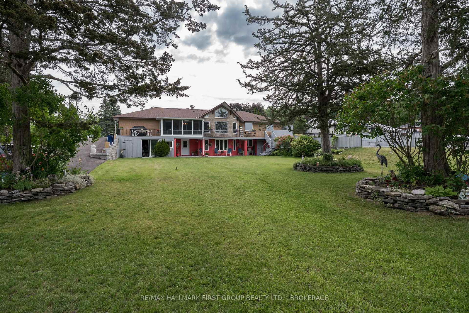 195-riverside-parkway-quinte-west-ontario-x13444852
