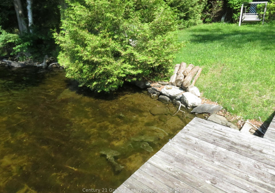 245-fr-330-trent-lakes-ontario-x13444912