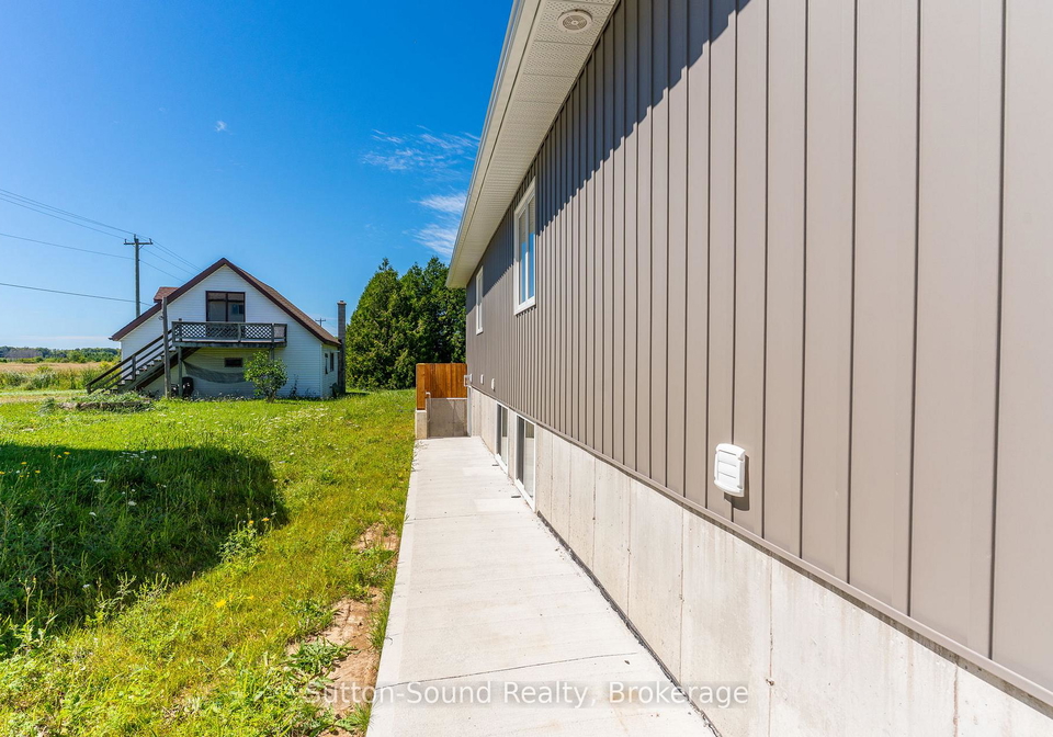 486-dawson-street-south-bruce-peninsula-ontario-x13445140
