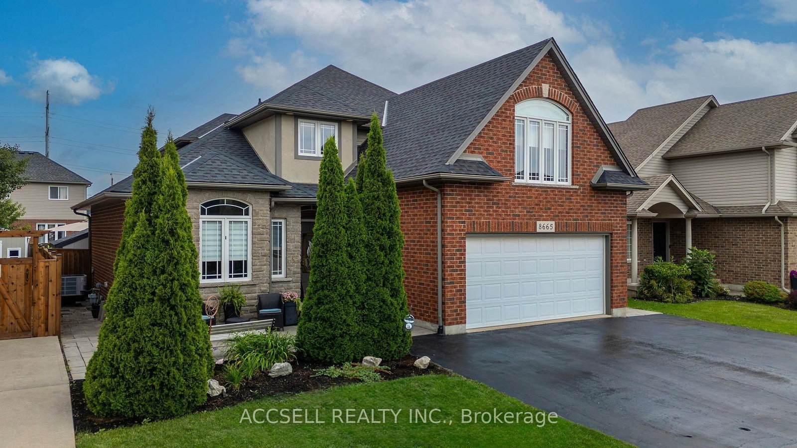 8665-westport-drive-niagara-falls-ontario-x13445168