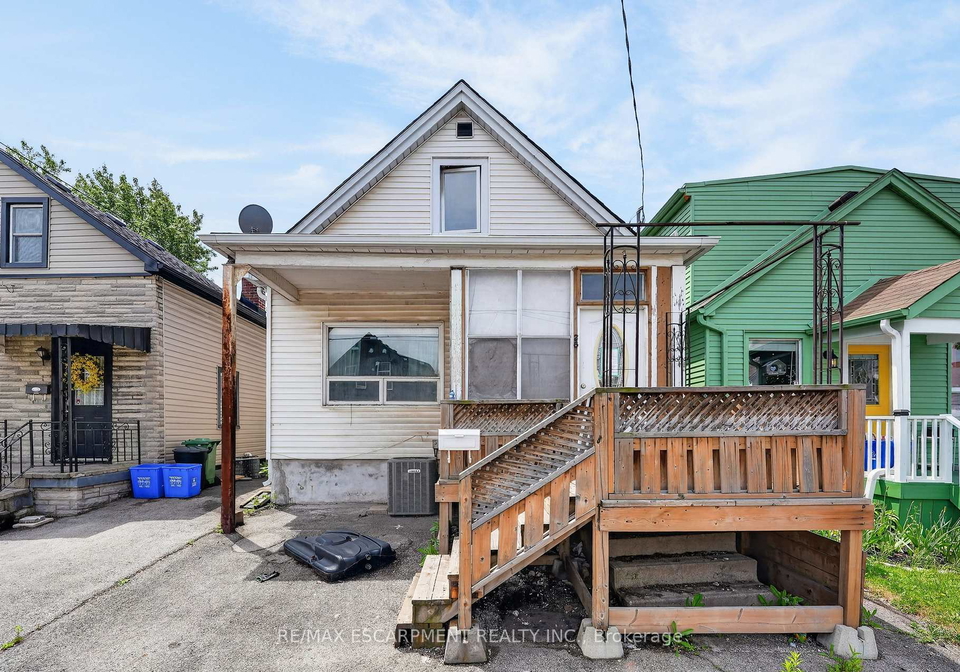 28-cambridge-avenue-hamilton-ontario-x13445320