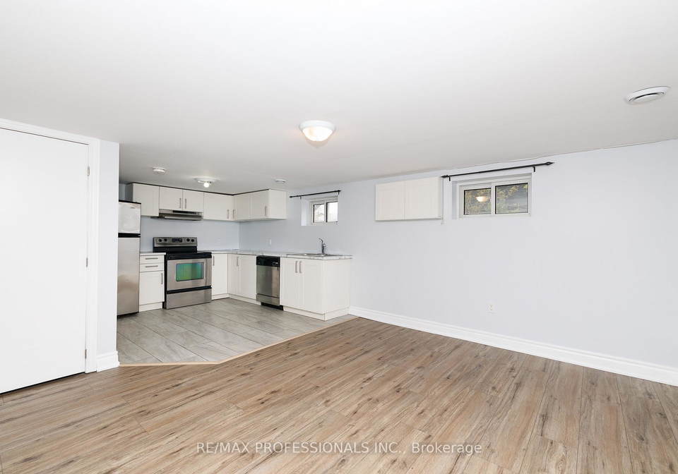 16-nello-street-st-catharines-ontario-x13445362