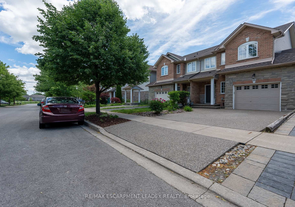 26-olivia-place-hamilton-ontario-x13445380
