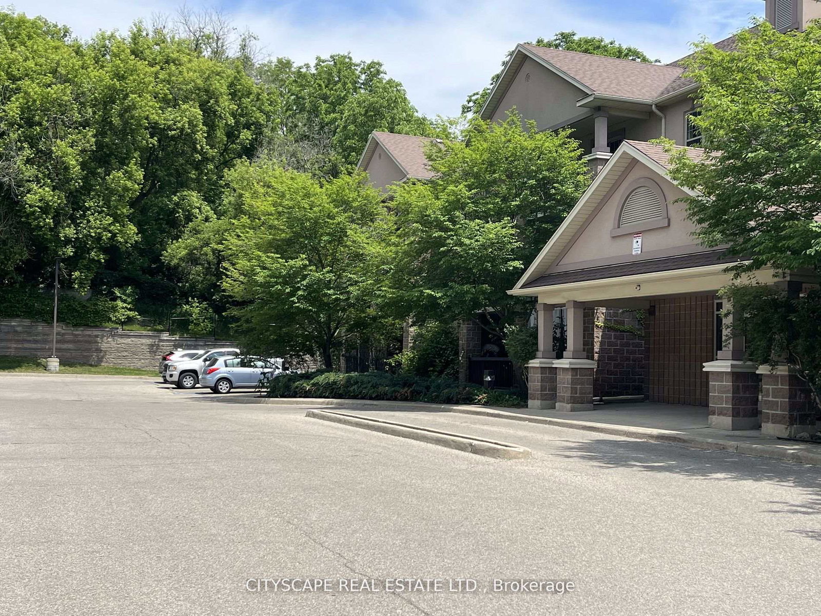 24-harris-avenue-brantford-ontario-x13445392