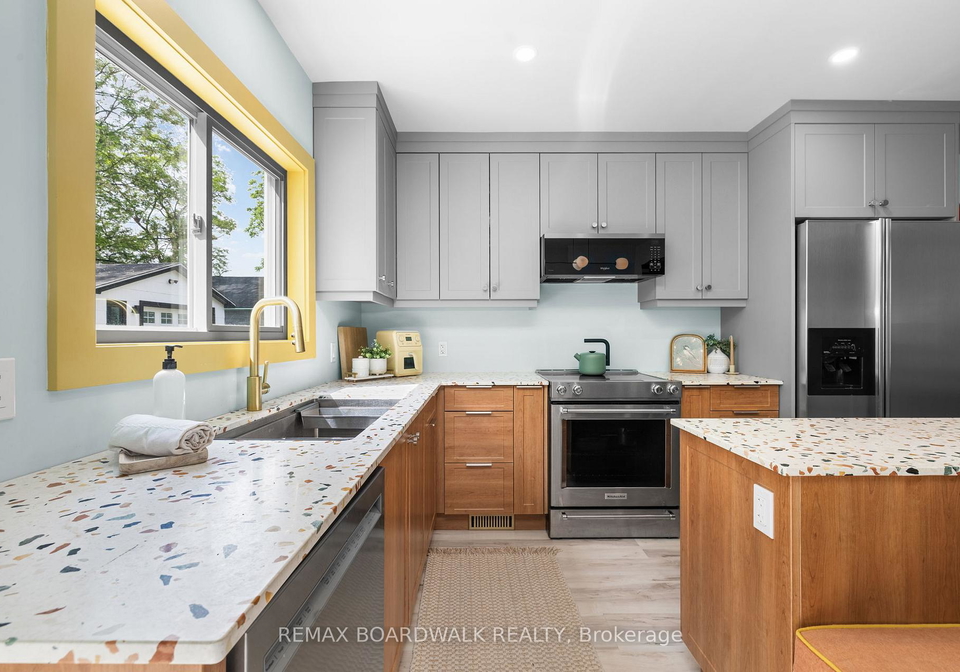 8-grant-street-perth-ontario-x13445614