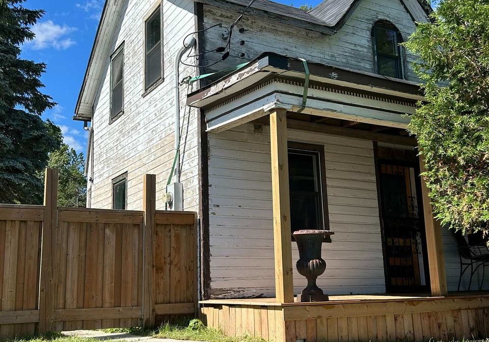 261-glenarm-road-kawartha-lakes-ontario-x13445658