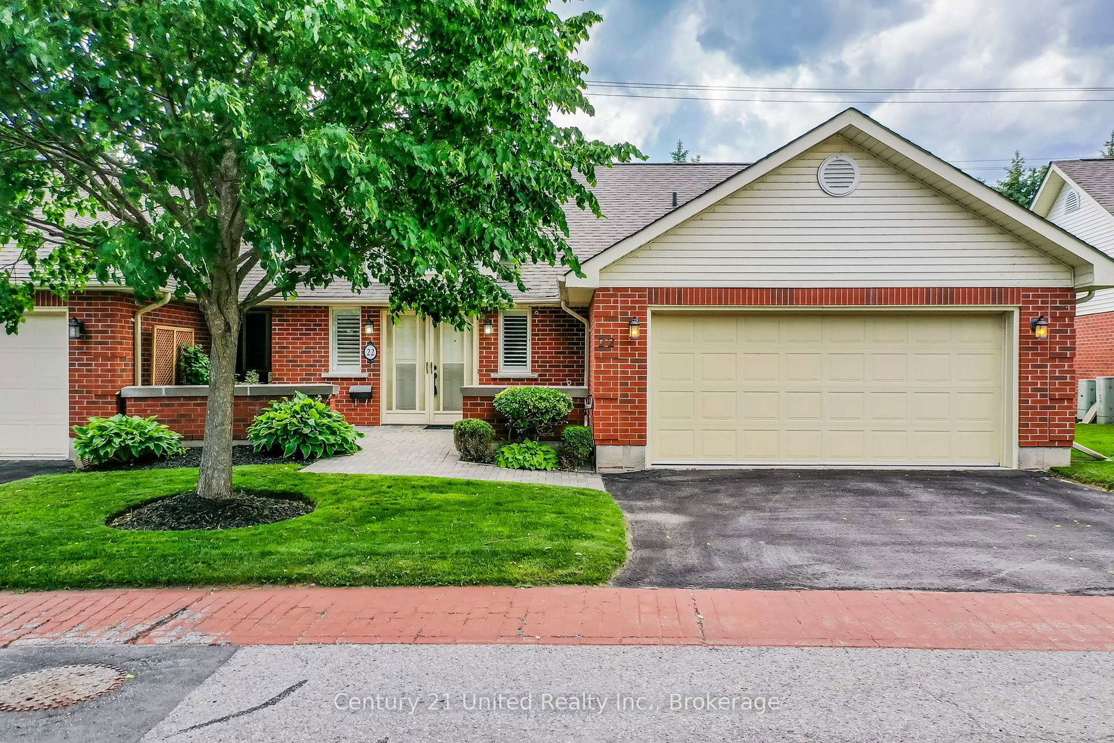 1121-armour-road-peterborough-ontario-x13445710