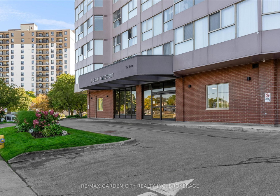 7-gale-crescent-st-catharines-ontario-x13445926