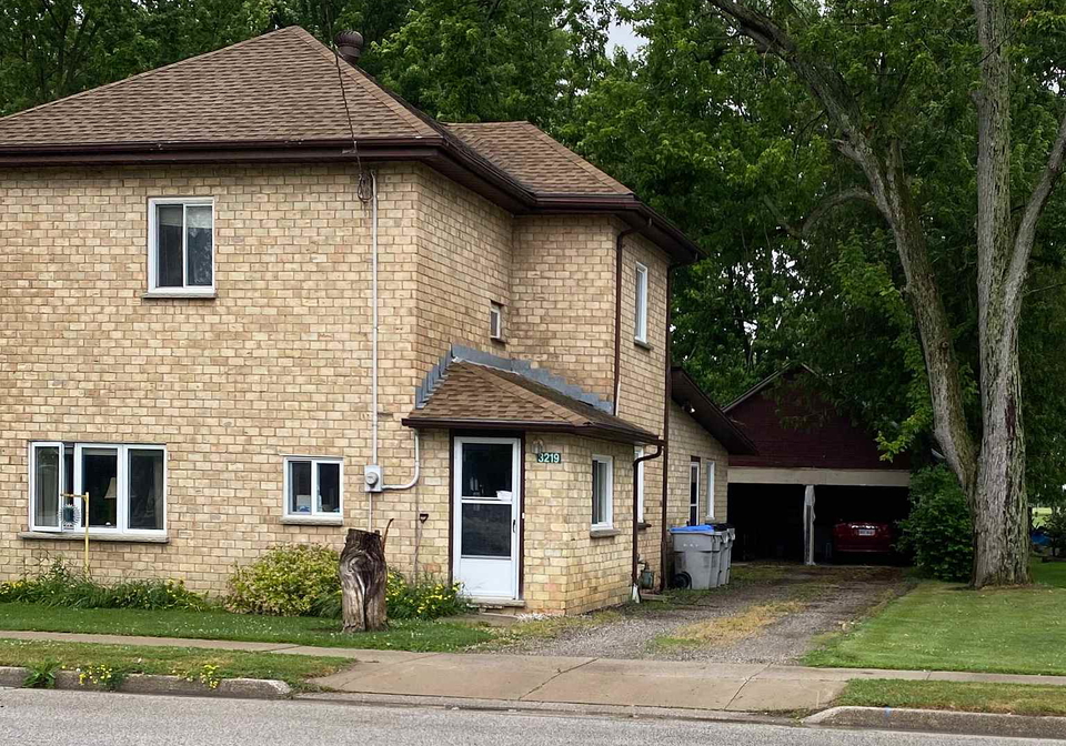 3219-inwood-road-brooke-alvinston-ontario-x13445994