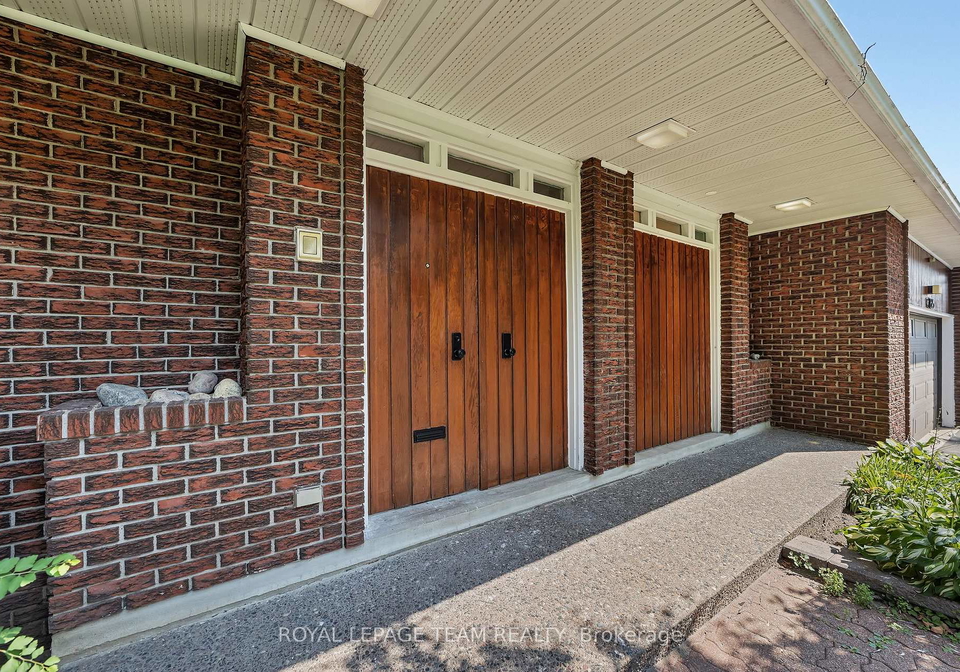 1825-yale-avenue-ottawa-ontario-x13446176