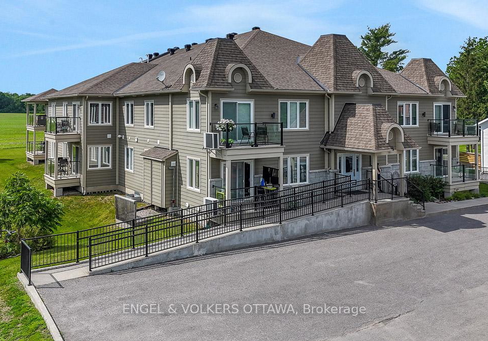 38-charles-street-north-stormont-ontario-x13446280