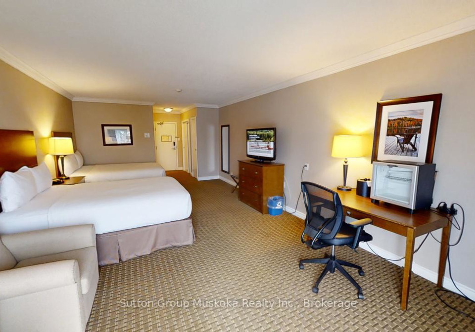 bayshore-deerhurst-drive-huntsville-ontario-x13446404