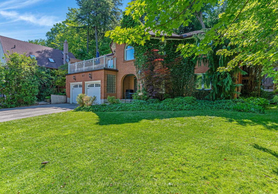 37-yellow-birch-drive-kitchener-ontario-x13446578