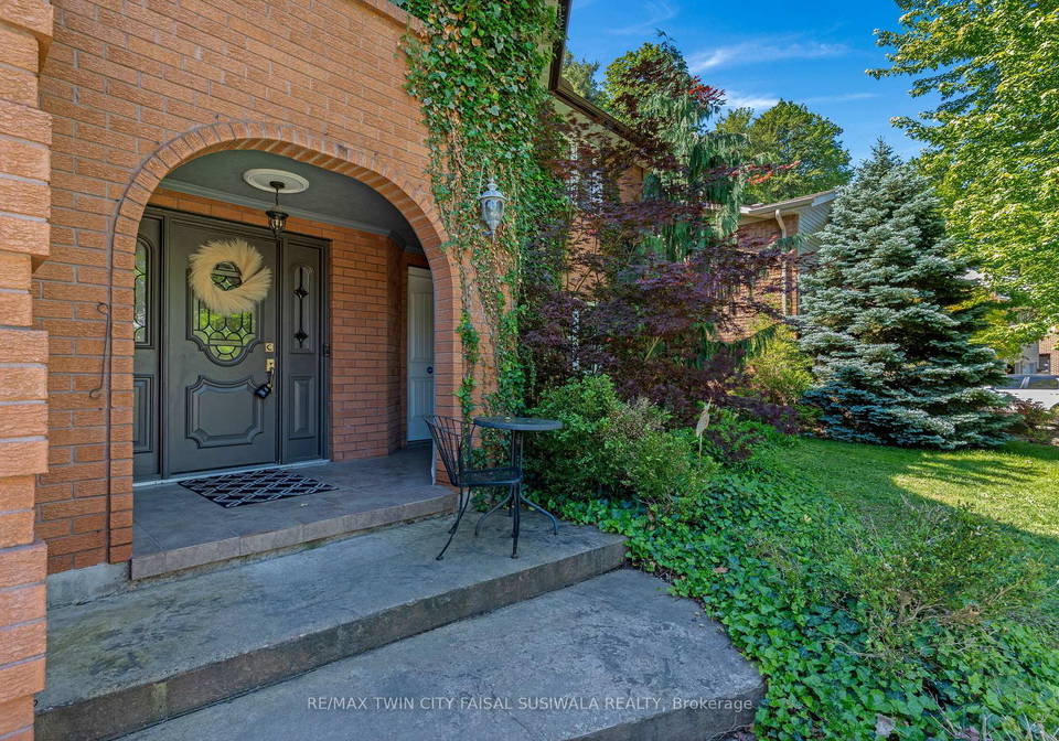 37-yellow-birch-drive-kitchener-ontario-x13446578