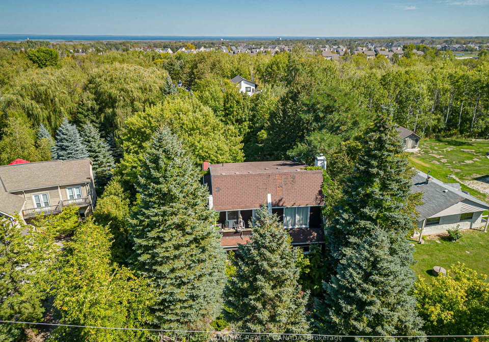 119-lucille-wheeler-crescent-blue-mountains-ontario-x13446638