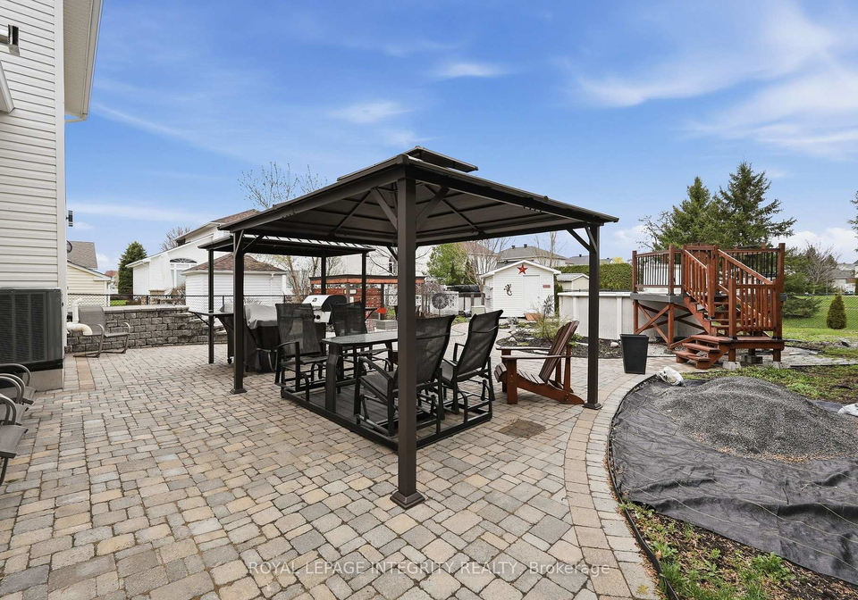 36-frontenac-boulevard-russell-ontario-x13446708
