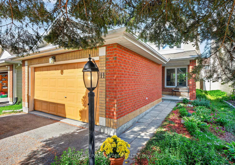 11-avonhurst-avenue-ottawa-ontario-x13446898