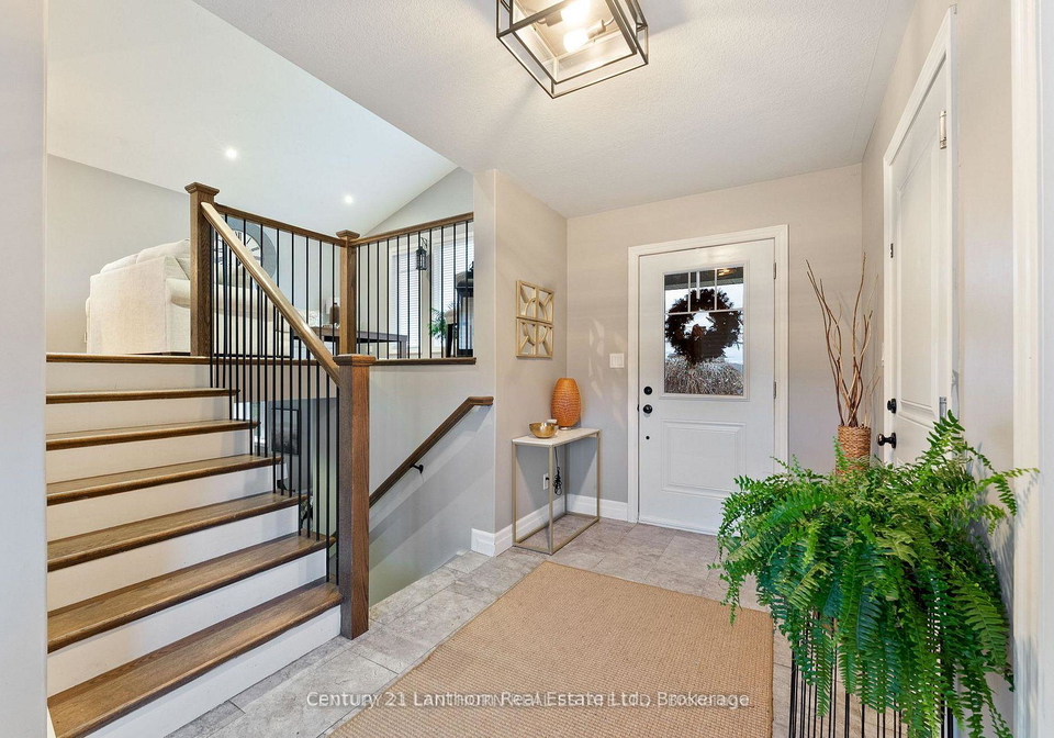 20846-loyalist-parkway-prince-edward-county-ontario-x13446908