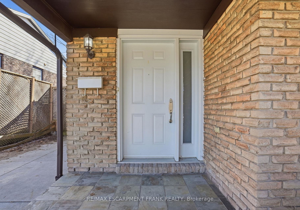 94-wendover-drive-hamilton-ontario-x13447048