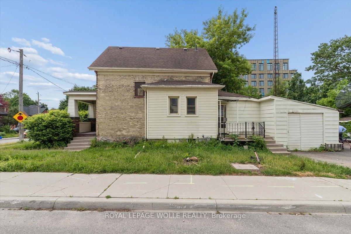 427-duke-street-w-kitchener-ontario-x13447060