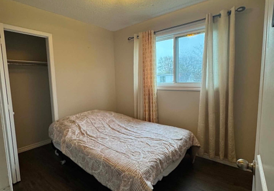 100-brownleigh-avenue-welland-ontario-x13447084