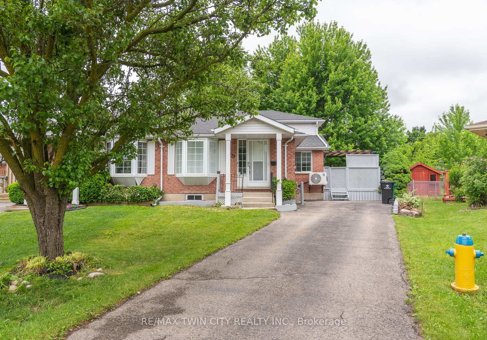 629b-settlersfield-court-waterloo-ontario-x13447102