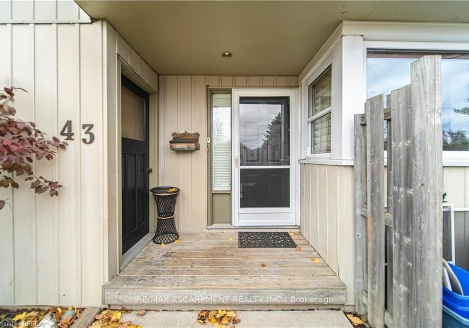 43-kanata-crescent-brantford-ontario-x13447192