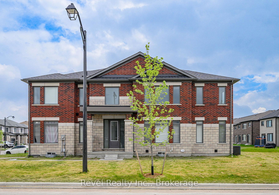 1-keenan-street-kawartha-lakes-ontario-x13447316