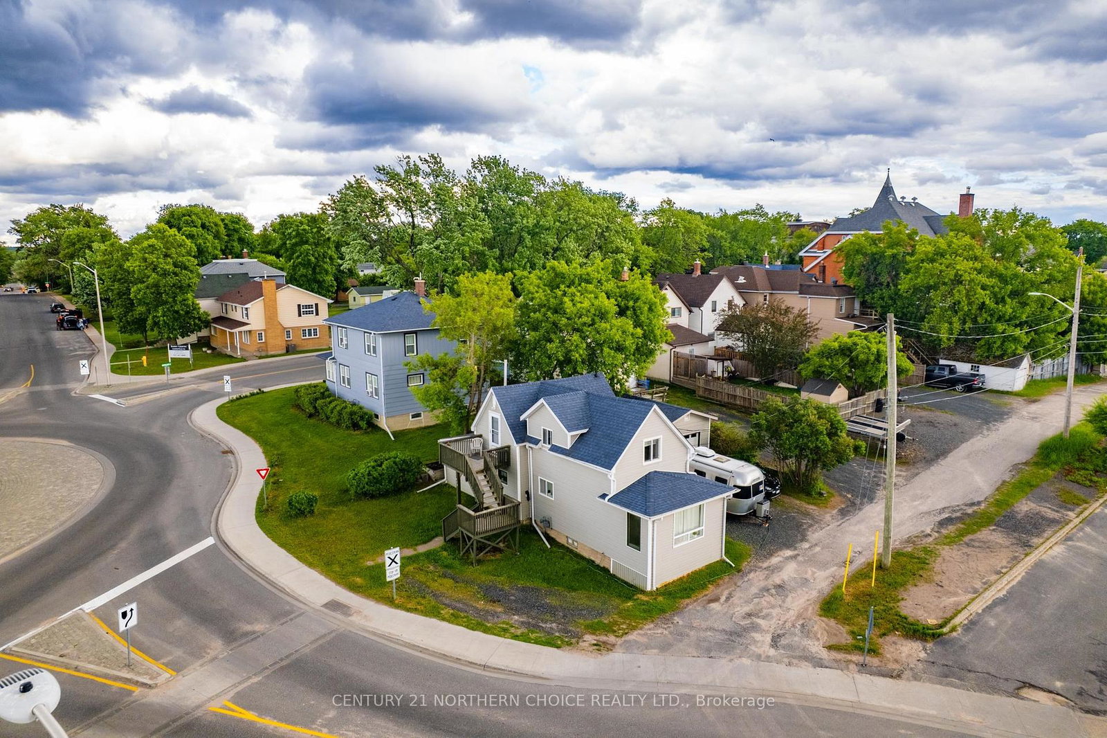 415-first-street-south-kenora-ontario-x13447394