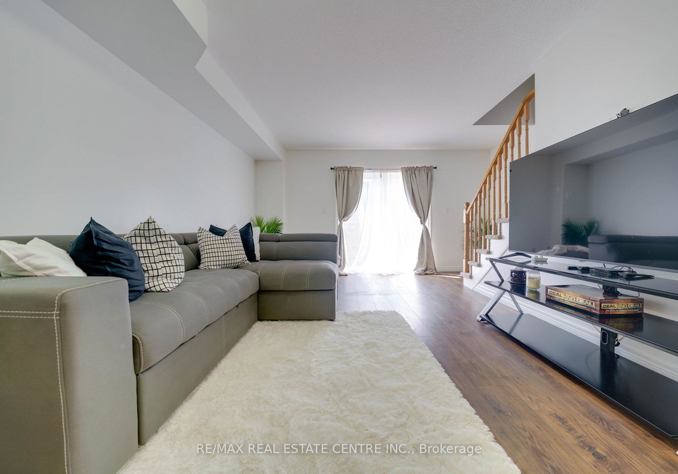 68a-main-street-n-haldimand-ontario-x13447462