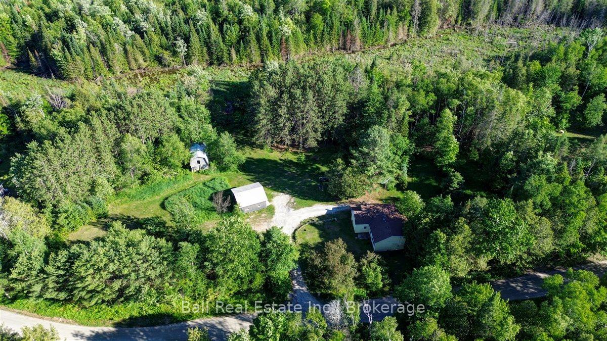 82-east-road-tudor-and-cashel-ontario-x13447736