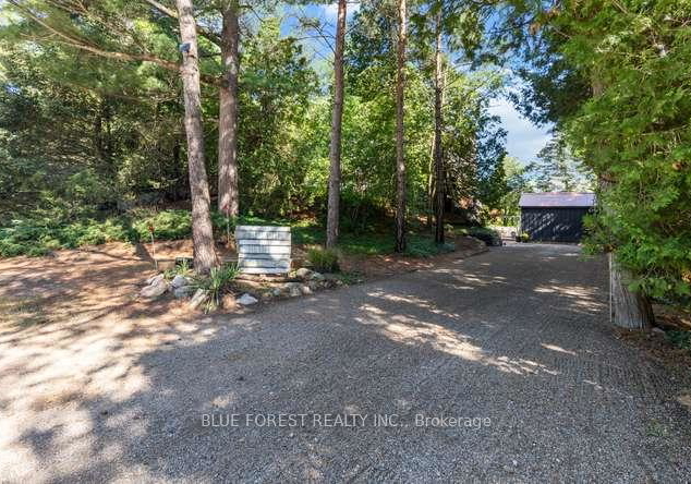 7424-dolway-drive-lambton-shores-ontario-x13447876