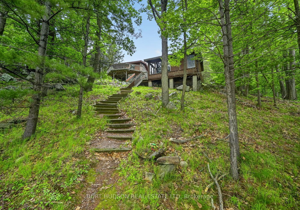 8-birch-island-rideau-lakes-ontario-x13448724