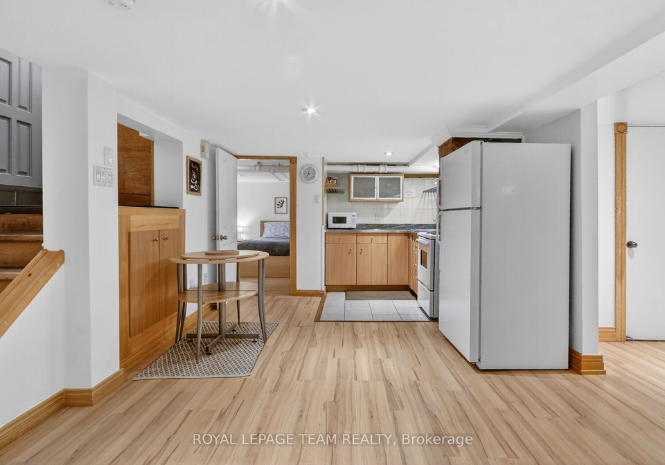64-delaware-avenue-s-ottawa-ontario-x13448840