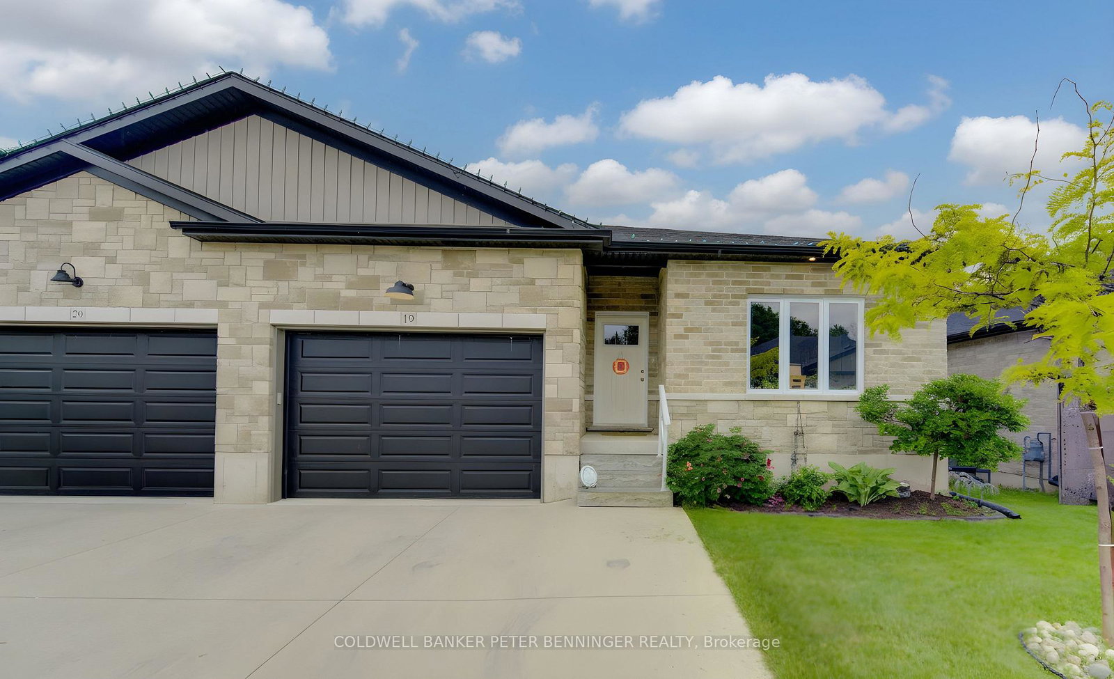 575-albert-avenue-n-north-perth-ontario-x13449176