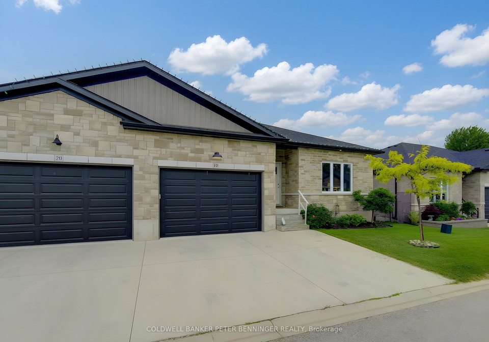 575-albert-avenue-n-north-perth-ontario-x13449176
