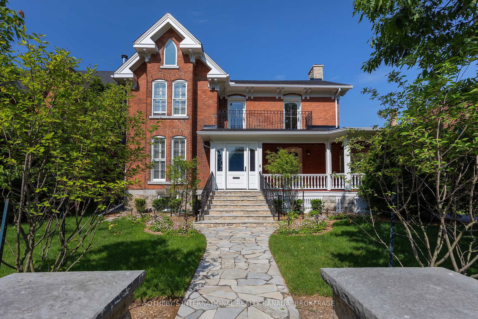 40-church-street-gananoque-ontario-x13449218