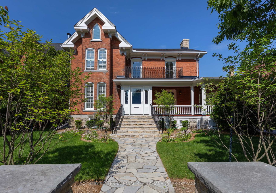 40-church-street-gananoque-ontario-x13449218