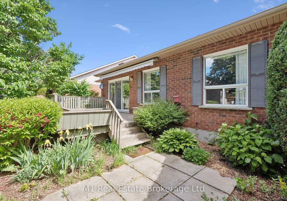 55-honeysuckle-drive-guelph-ontario-x13449232